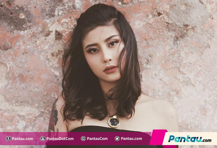 Dimas Anggara dan Awkarin Jatuh Cinta? Begini Ceritanya