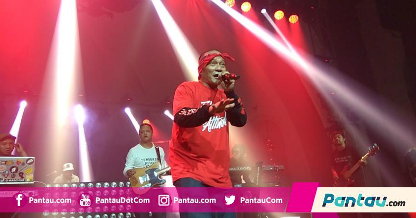 Deretan Artis Tanah Air 'Berjingkrak' Nikmati Lantunan Musik Hip Hop Iwa K