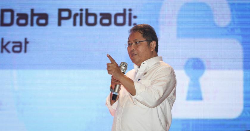 Menkominfo Minta Facebook Lakukan 3 Hal Ini Terkait Bocornya Data Pengguna