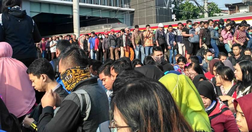 Menhub Minta Maaf Atas Kejadian 'Horor' di Stasiun Duri
