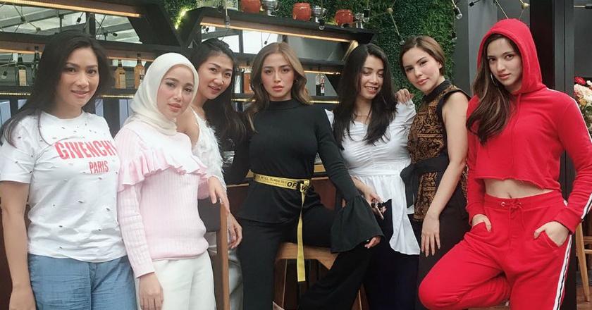 Kumpul Bareng Girls Squad, Chacha Frederica Ingatkan Soal Sedekah