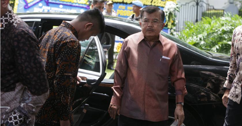 Wapres Jusuf Kalla: Isu Tsunami di Pulau Jawa Hoax!