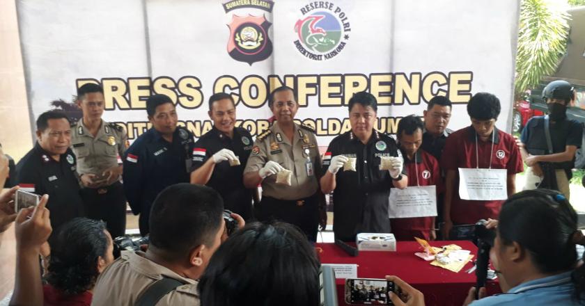 Polda Sumsel Gagalkan Peredaran Ribuan Pil Ekstasi Jenis Baru
