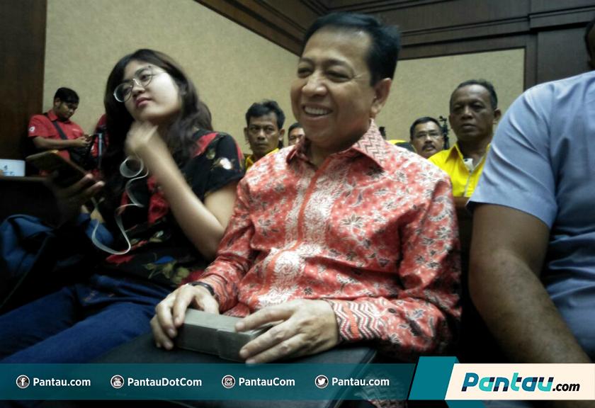 Ternyata Ini Isi Buku Hitam Keramat Milik Setya Novanto