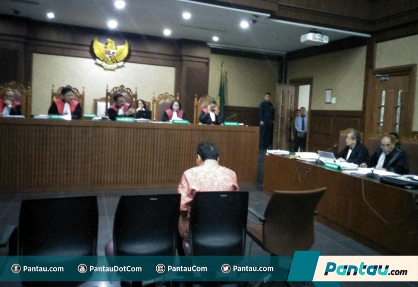 Blak-blakan! Mirwan Amir Sebut Nama SBY di Sidang e-KTP