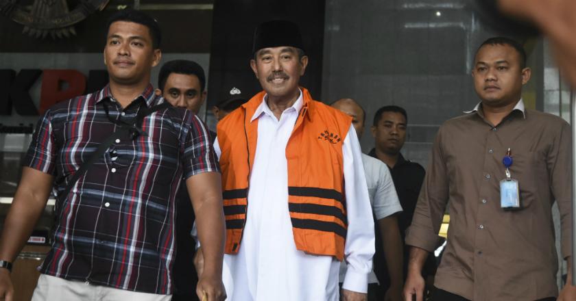 Ditahan KPK, Status Abu Bakar Dinonaktifkan Sebagai Bupati Bandung Barat