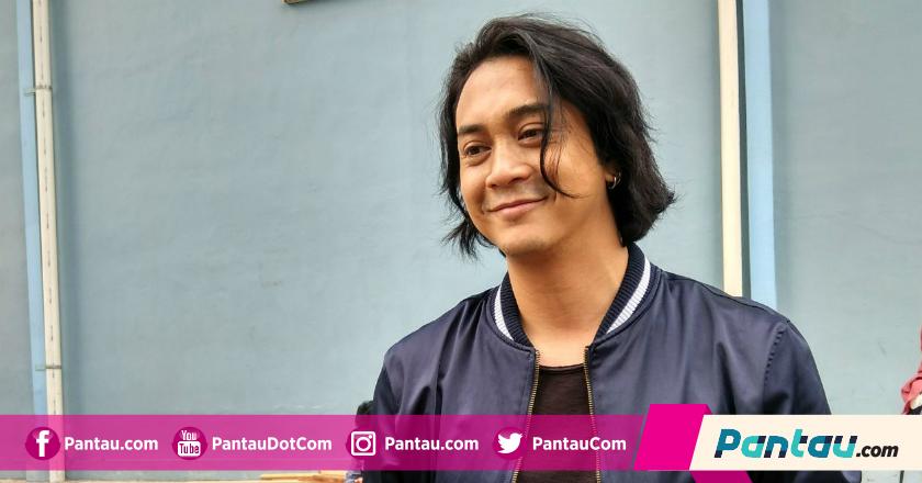 Cerita Dimaz Andrean Jadi Pemain dan Pengisi Soundtrack di Film 'EL'