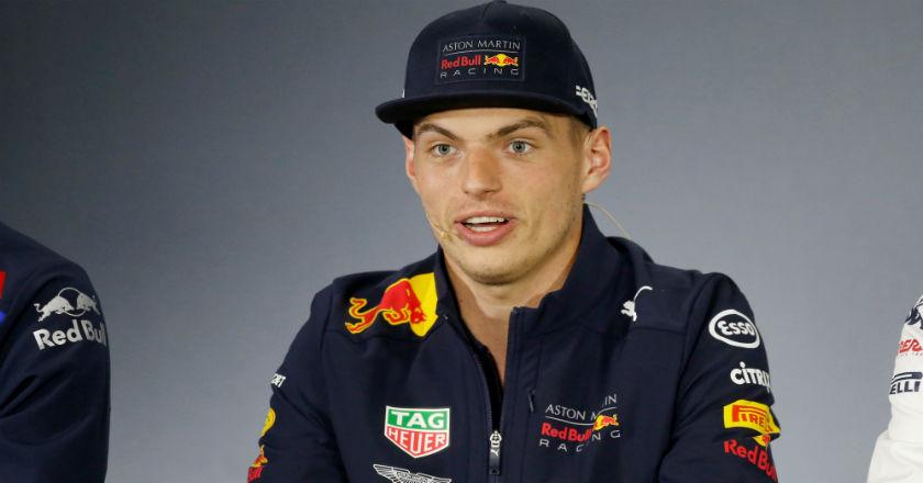 Balapan Sembrono di GP China, Verstappen dapat 'Kartu Kuning'