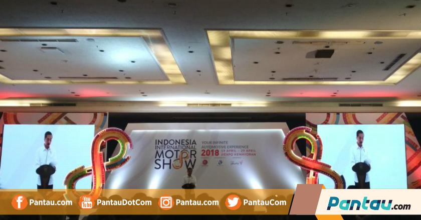 Buka IIMS 2018, Jokowi: Ada Peluang Baru dari Hadirnya Mobil Listrik di Indonesia
