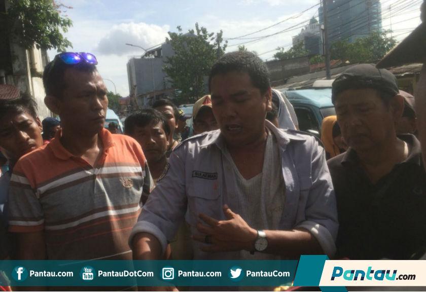 Cerita Lirih Sopir Angkot Kawasan Jati Baru