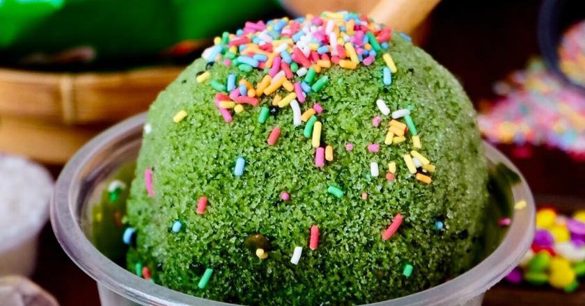 Tak Kalah'Lezat' dari Es Kepal Milo, Kini Hadir Es Kepal Green Tea