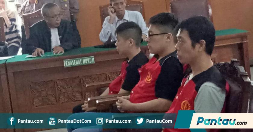 Delapan WN Taiwan Penyelundup 1 Ton Sabu Divonis Mati