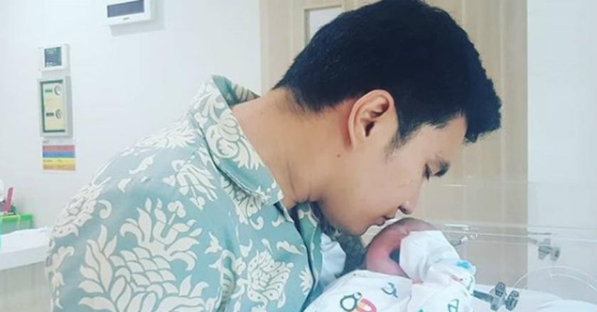 Selamat, Aldi Taher Dikaruniai Anak Kedua dari Mantan Istrinya