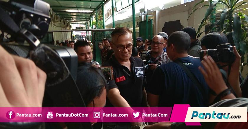 Ini Alasan Tio Pakusadewo Tak Ajukan Eksepsi