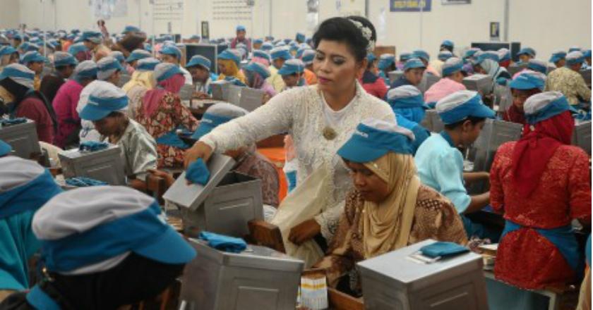 Ngeluh Gaji Kecil? Cek Upah Pekerja di Negara Ini
