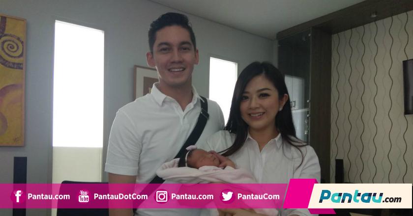 Ini Arti Nama 'Unik' Anak Samuel Zylgwyn dan Franda