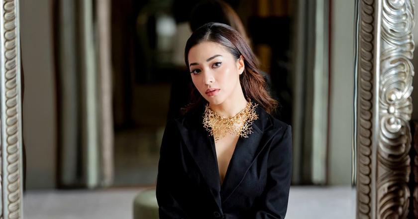 Nikita Willy Pamer Paha, Netizen Dibuat Pusing