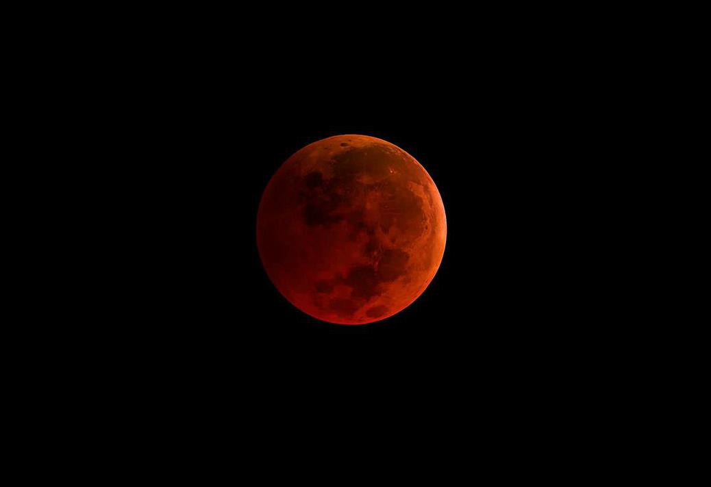 Yuk Tonton Siaran Langsung 'Super Blue Blood Moon' di Sini