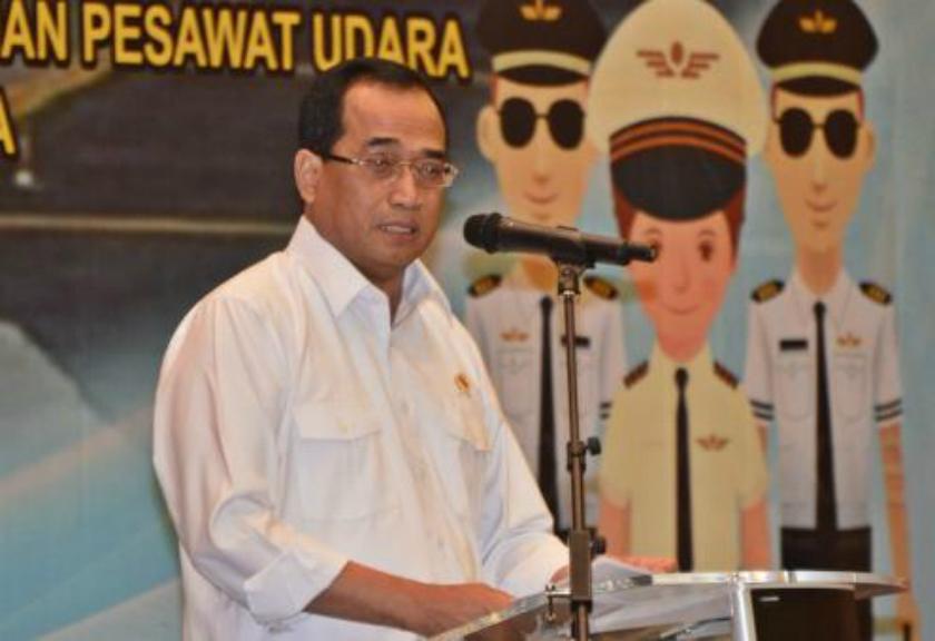 Menhub Dukung Pramugari di Aceh Pakai Jilbab