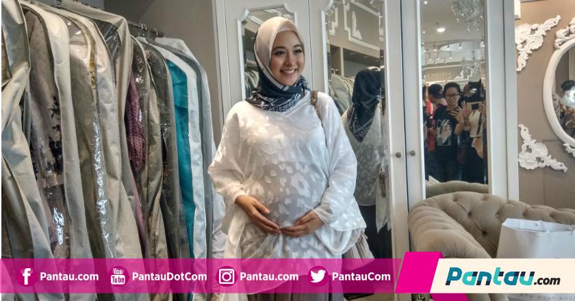 Meski Baru 7 Bulan Hamil, Poppy Bunga Sudah Siapkan Nama untuk Bayinya