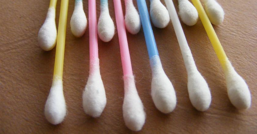 Cara Aman Bersihkan Kotoran Telinga Tanpa Gunakan 'Cotton Bud'