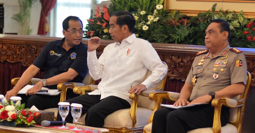 Jokowi Kaget Masih Marak Pungli dan Aksi Premanisme Terhadap Sopir Truk