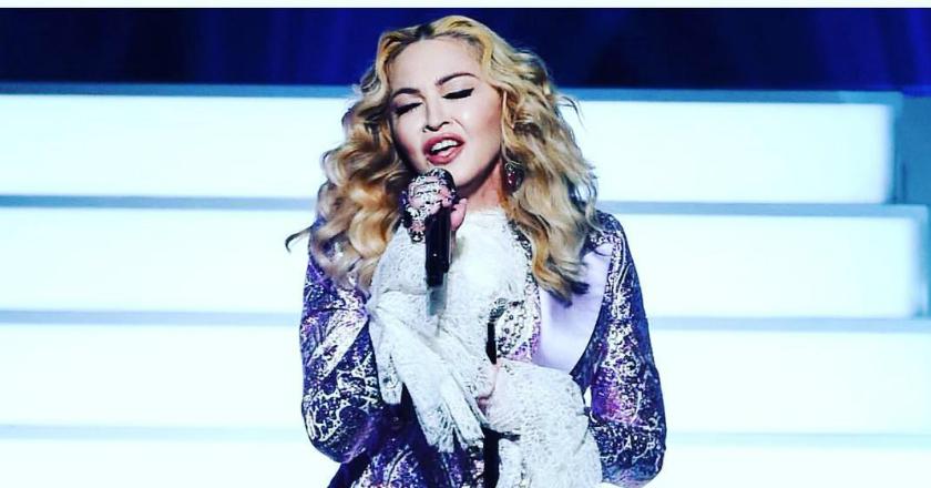 Kenakan Aksesoris Karya Anak Bangsa, Madonna Tampil Memukau di Red Carpet Met Gala 2018