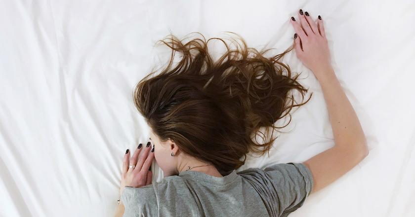 Mau Tetap Sehat saat Puasa? Kuncinya Bukan Cuma Asupan Makanan