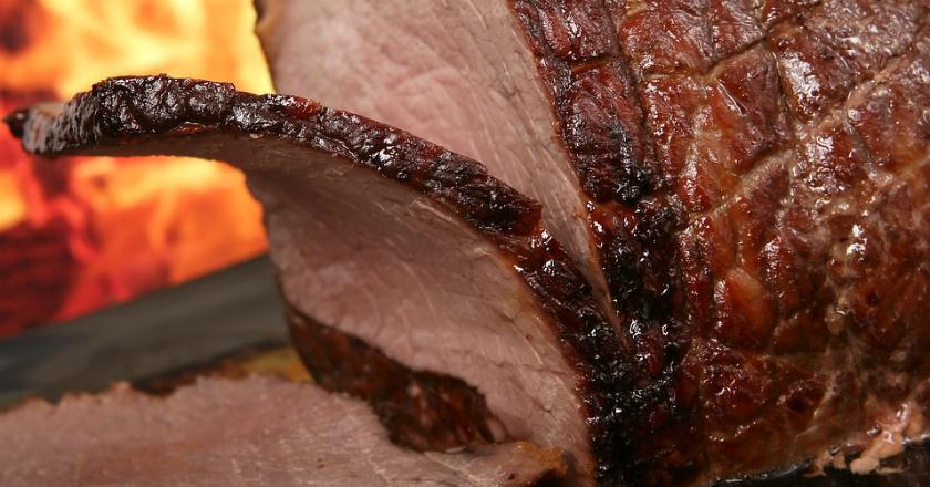 Mitos atau Fakta Daging Kambing Tingkatkan Tensi Darah?
