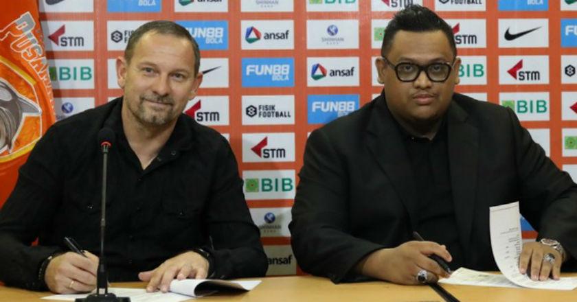 Jelang Hadapi Persebaya, Dejan Antonic Pompa Semangat Boneo FC
