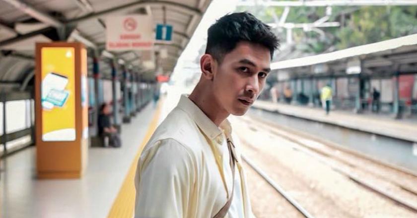 Fandy Christian Minta Maaf atas Aksi Konyolnya Hisap Vape di Pesawat