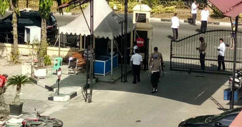 Ipda Auzar Meninggal di RS Akibat Ditabrak Mobil Penyerang Polda Riau