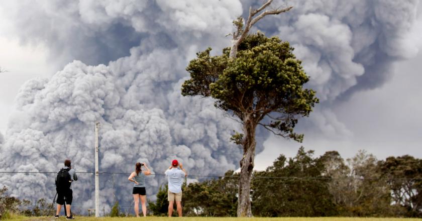 Gunung Kilauea Erupsi Hebat, Penerbangan di Hawaii Siaga I