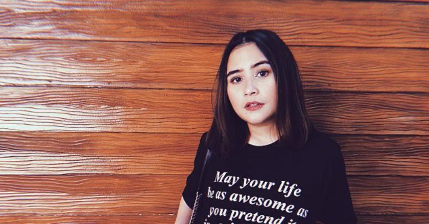 Puasa Hari Pertama, Prilly Latuconsina Kirim Pesan Menohok ke Netizen