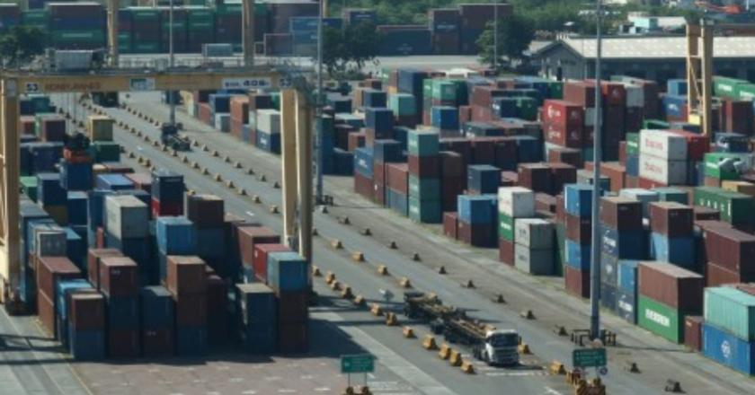 Lewat Tol Laut, Kemenhub-Kemendag Distribusikan Bahan Pokok