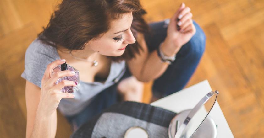 5 Aroma Parfum Wanita yang Membuat Pria 'Tak Berdaya'