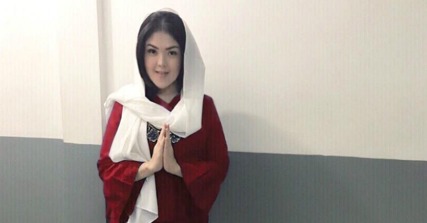 Meski Non-Muslim, Tina Toon Ikut Rasakan Suasana Ramadan