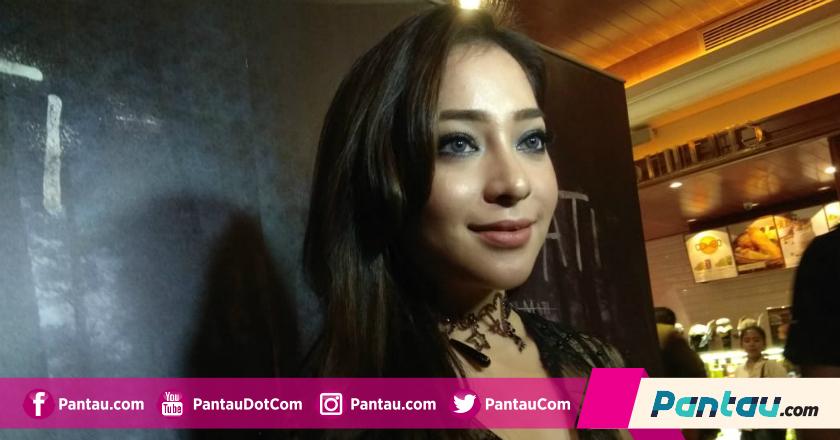 Duh, Tubuh Mulus Nikita Willy Luka-luka saat Syuting Film di Alam Terbuka