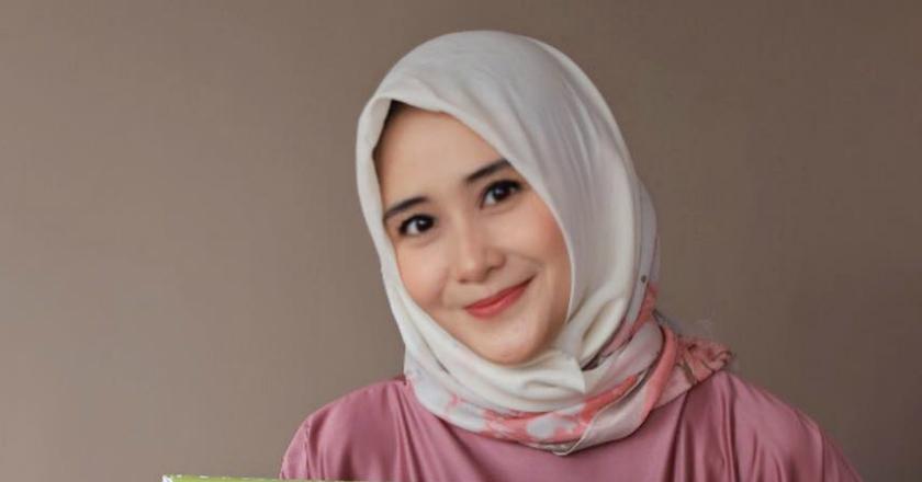 Di Bulan Ramadan, Ryana Dea Pilih Berhijab?