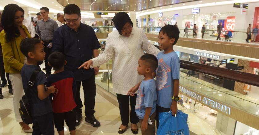 Pasca Teror Bom, Risma Fokus Pulihkan Psikis Anak-anak Surabaya