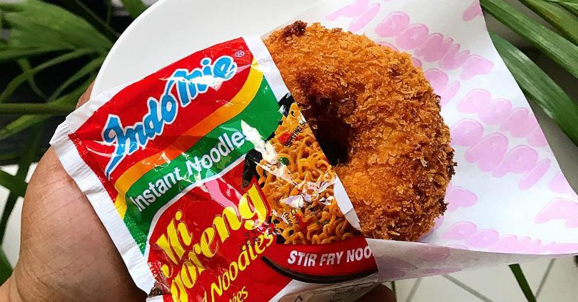 Di Australia Ada Menu Donat Indomie Goreng Lho...
