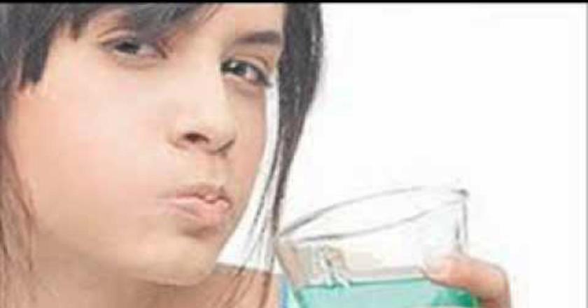 Anjuran Menggunakan Obat Kumur Antiseptik Saat Puasa