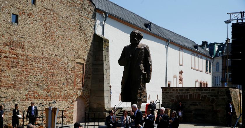 Sadis! Satu Halaman Tulisan Karl Marx Dihargai Rp7,18 M