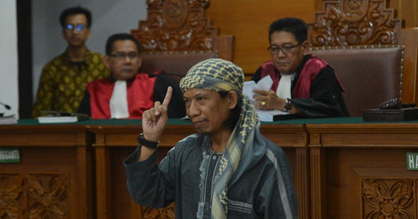 Aman Abdurrahman Minta Hakim Tak Ragu Vonis Mati Dirinya