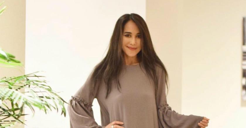 Ina Thomas Kasih Tips Bikin Obat Herbal untuk Radang Tenggorokan