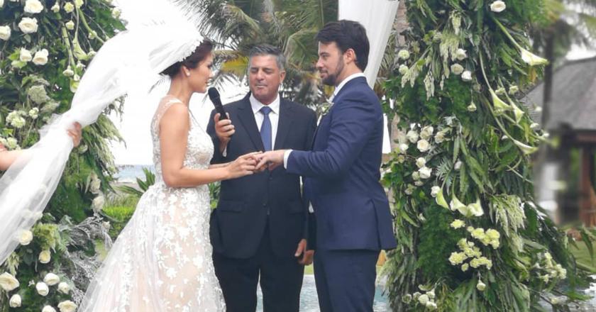 Congrats! Aline Adita Menikah Lagi dengan Pria Bule