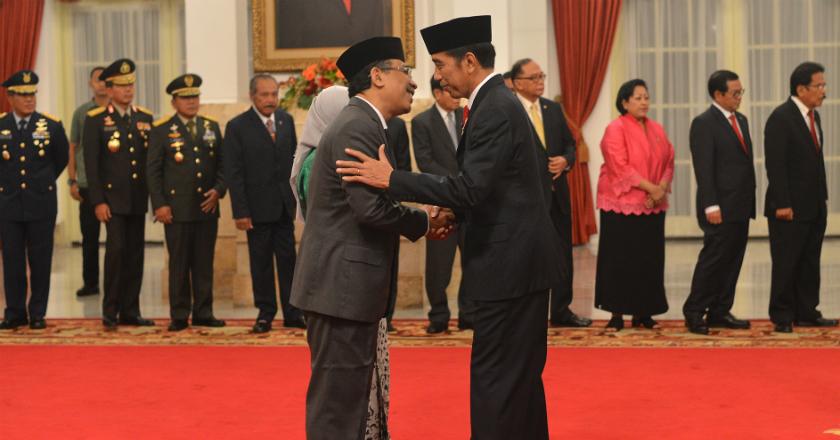 Jokowi Lantik Mantan Jubir Gusdur Jadi Wantimpres