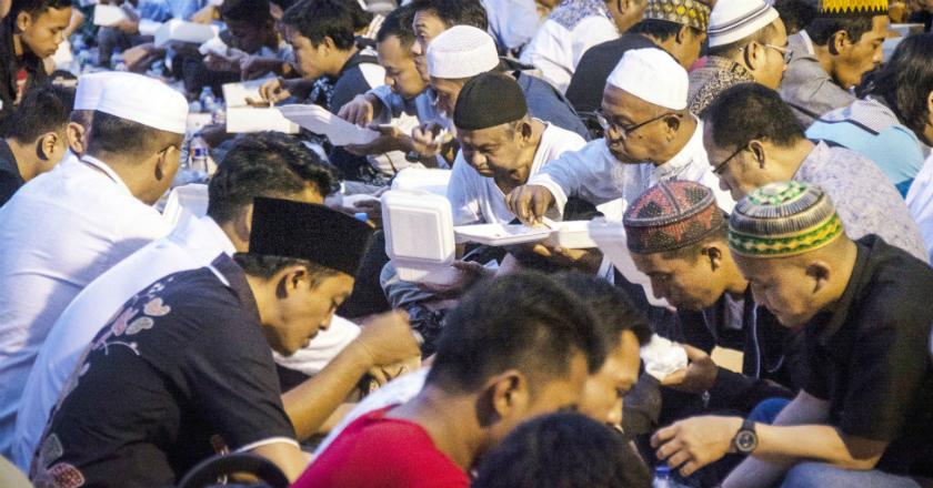 Hari Ini, Pemkot Bandung Gelar Buka Bersama Sepanjang Jalan Asia Afrika