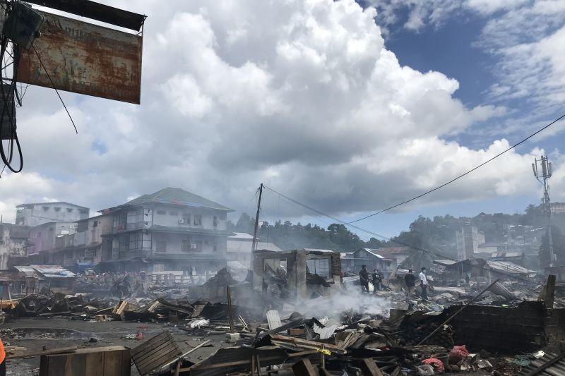 Selidiki Kebakaran Pasar Mardika, Polda Maluku Datangkan Tim Puslabfor Makassar