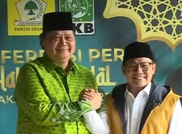 Airlangga Hartarto dan Cak Imin Tukar Baju